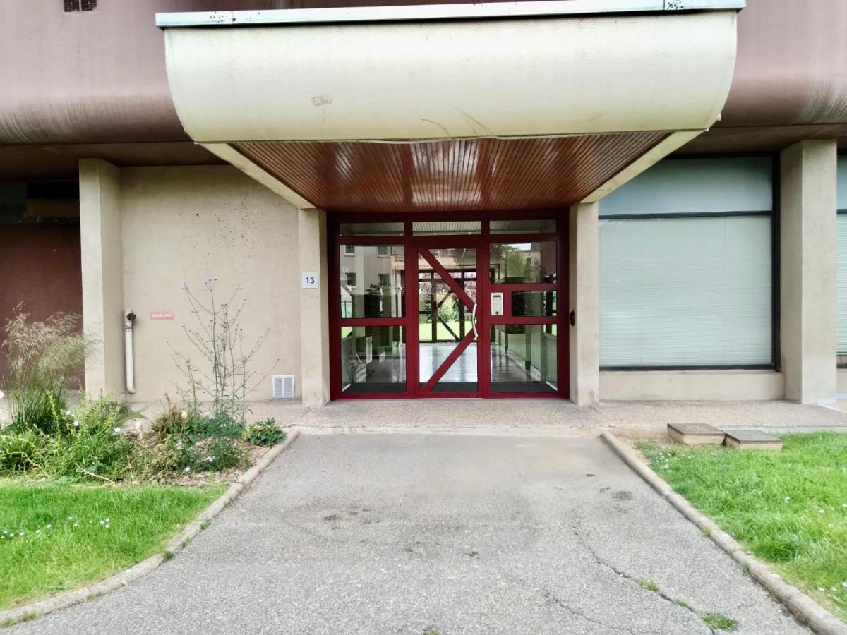 Grand F2 De 47M2 Au 15Eme Etage Dans Une Residence Tres Calme - 017 ルーアン エクステリア 写真